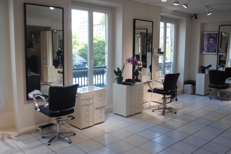 salon-coiffure-LA MOTTE-min_floor-home-office-property-living-room-room-781228-pxhere.com